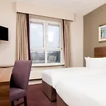 Hotel Leonardo 4*