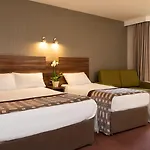 Leonardo 4* Galway