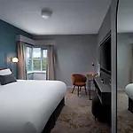 Hotel Leonardo