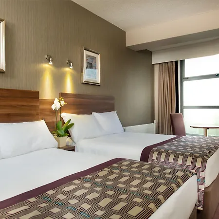 Hotel Leonardo 4*