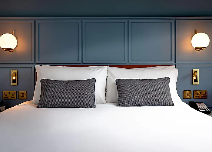 Leonardo 4* גלוואיי