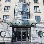Leonardo Hotel