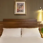 Hotel Leonardo
